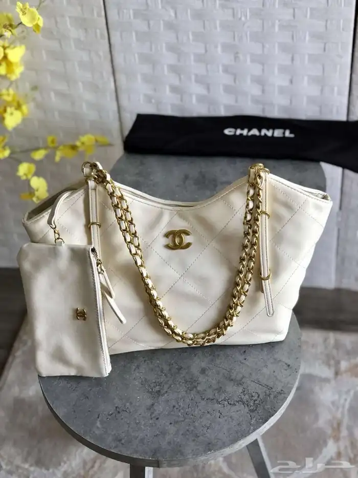 شوزات وشنط ماستر كواليتي 77