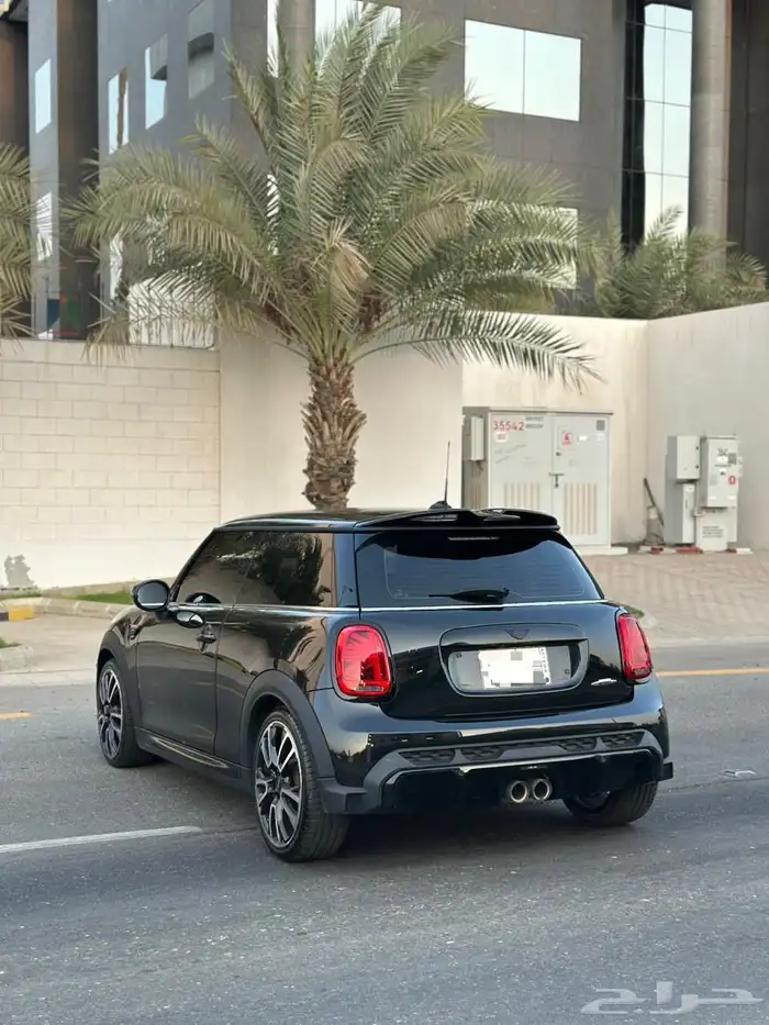 ميني كوبر جون وركس 2023 8