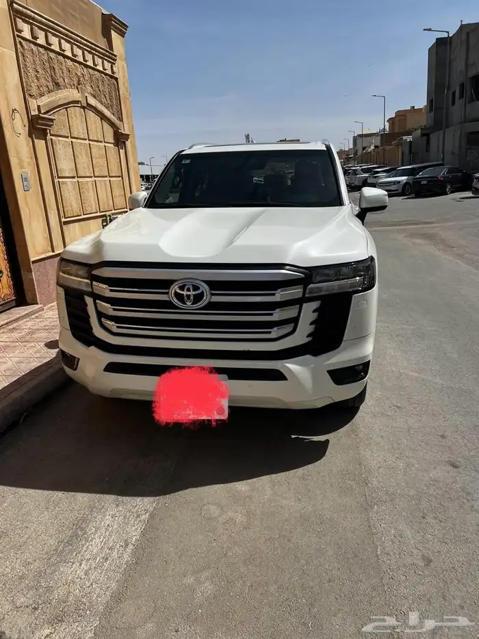 لاندكروزر 2023وكاله الفئه L4 1