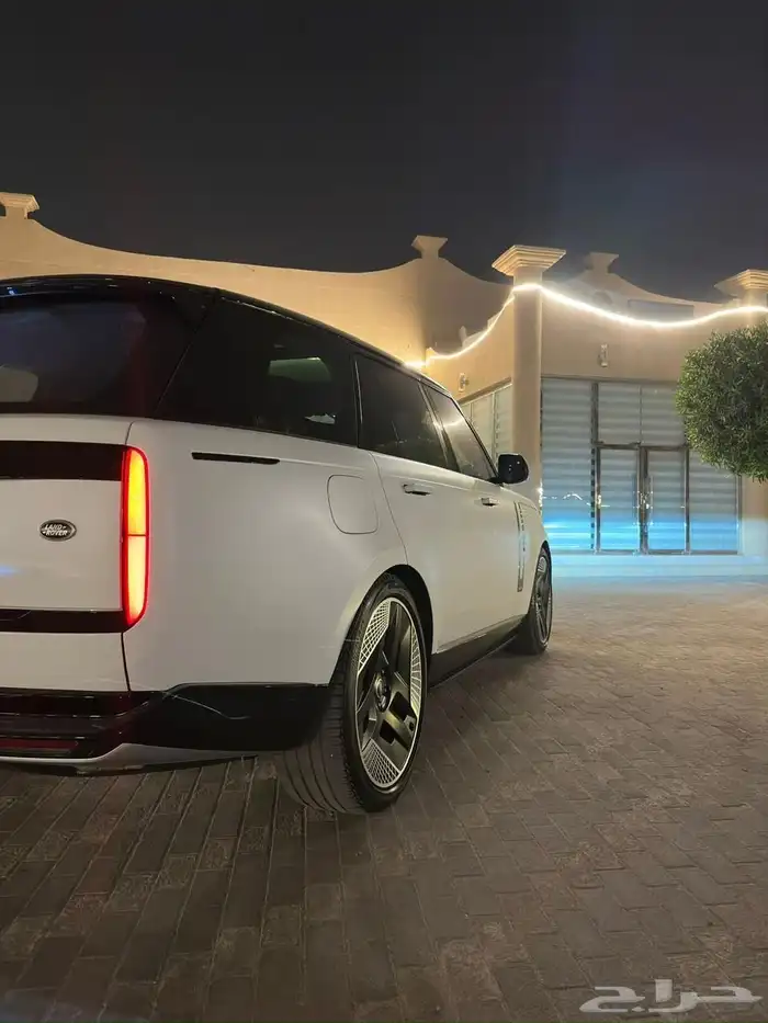 رنج روفر اوتوبيوغرافي V8 2023 ناغي كامل المواصفات طلبيه 5