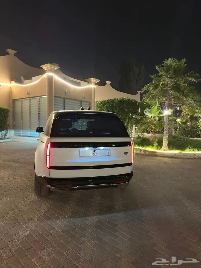 رنج روفر اوتوبيوغرافي V8 2023 ناغي كامل المواصفات طلبيه 2