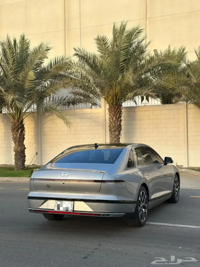 هيونداي ازيرا بريميوم 2024 12