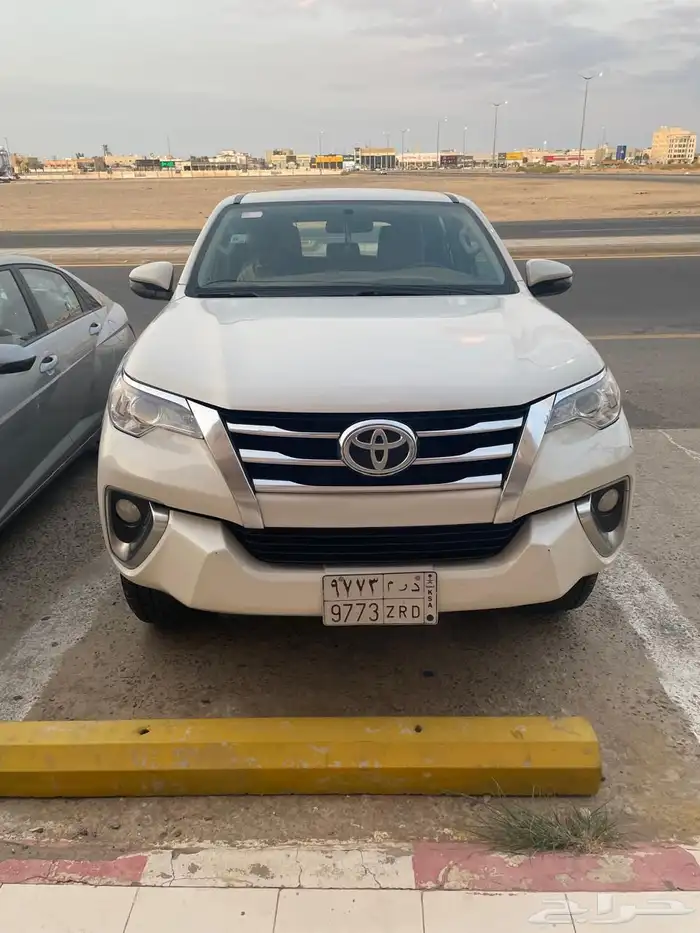 فورشينر 2019 بنزين بدون دبل ممشى 120 الف وكاله على الشرط 6