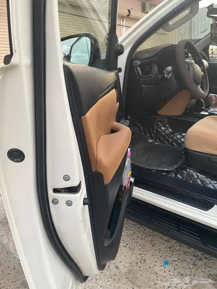 فورشينر 2019 بنزين بدون دبل ممشى 120 الف وكاله على الشرط 9