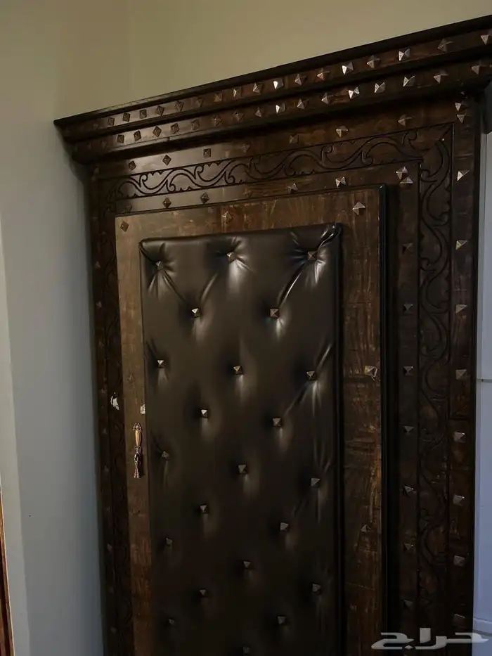 للبيع بشكل عاجل اثاث متنوع 2