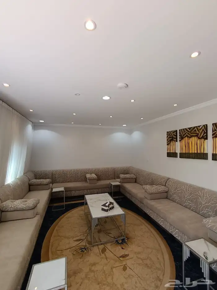 مسبح راحة واستراحة وشاليه وملعب كرة قدم 17