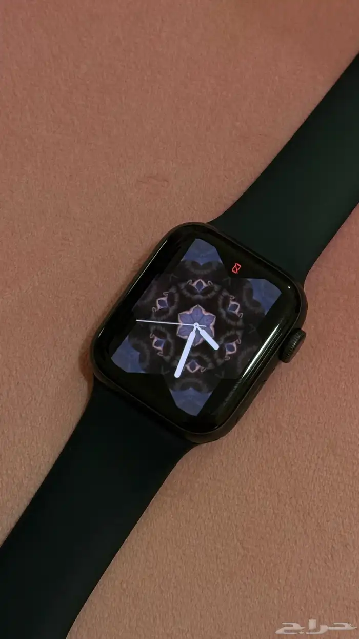 Apple Watch Series 7   شبه جديدة 1