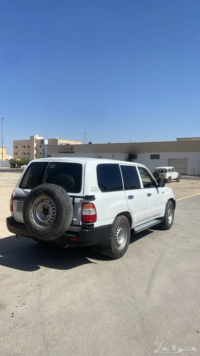 لاندكروزر جي اكس ار 3