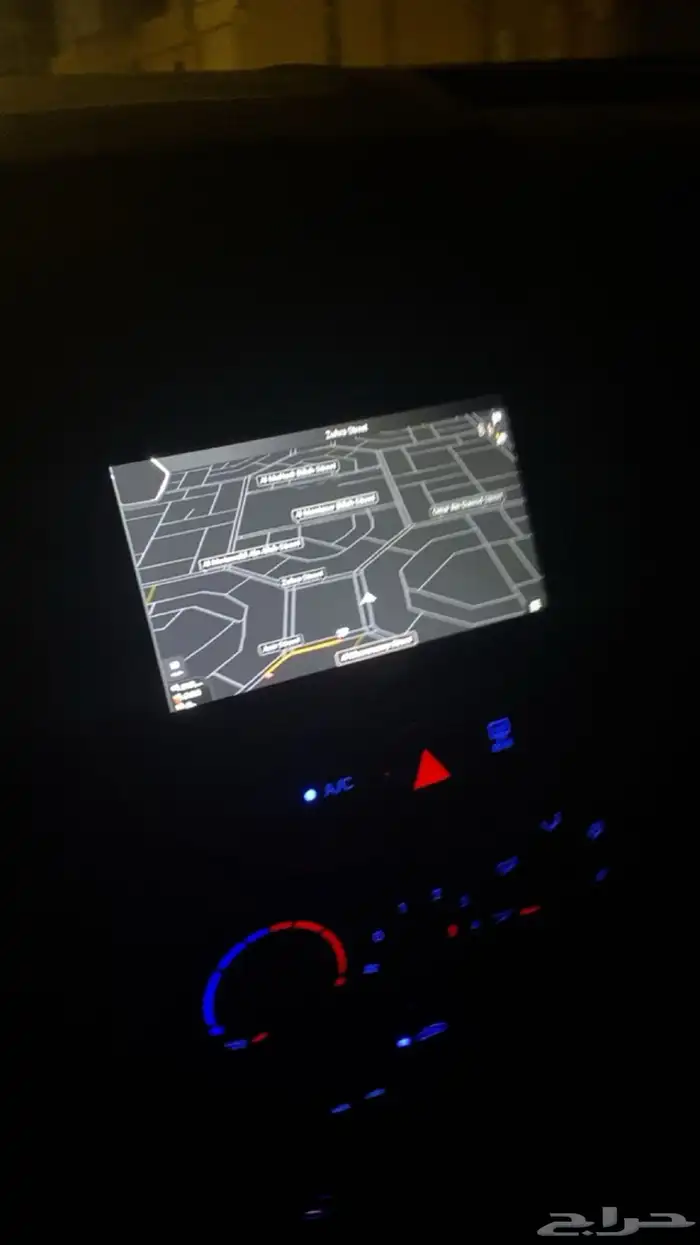 شاشه للبيع 4