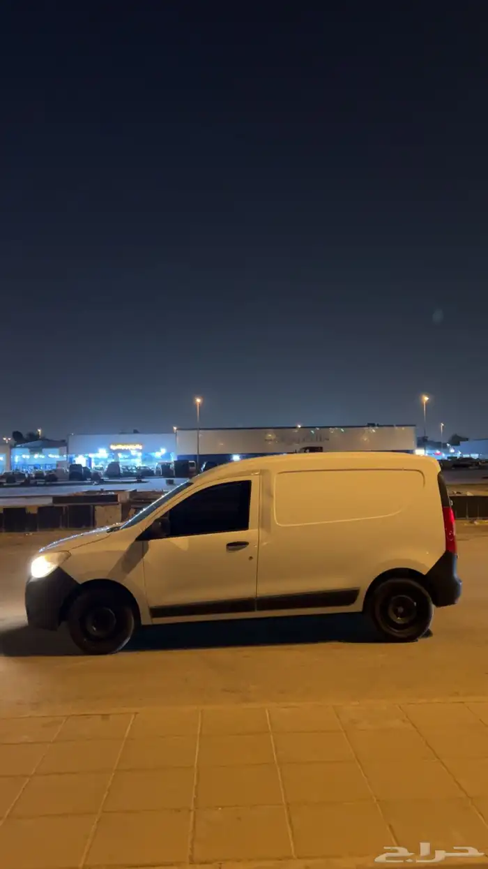 رينو فان دوكر للبيع أو للإيجار 2