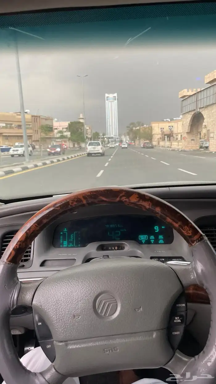 فورد جراند ماركيز 1997 5