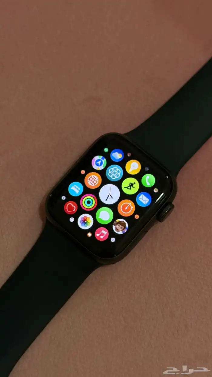 Apple Watch Series 7   شبه جديدة 0