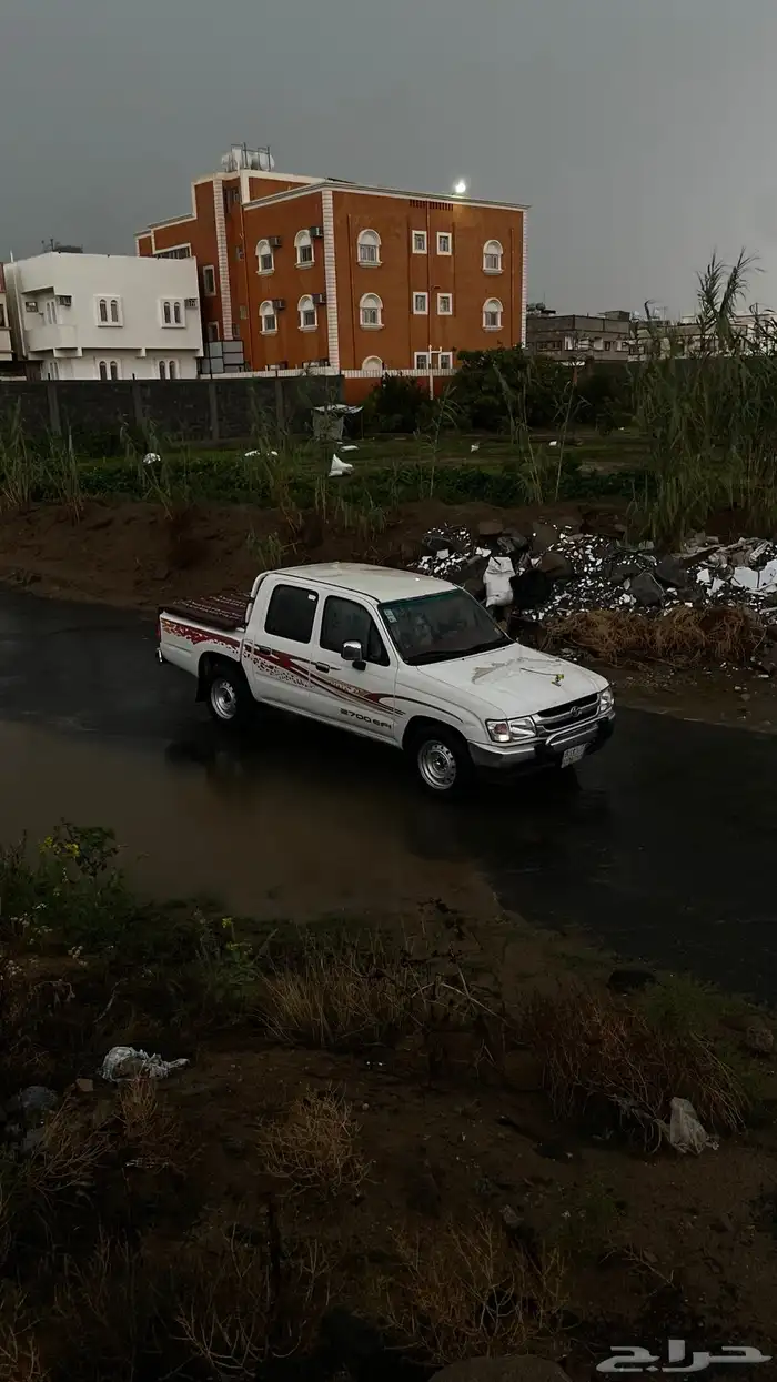 هايلكس 2002 4