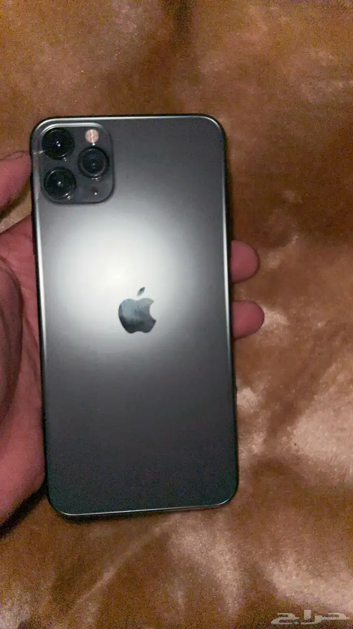 للبيع ايفون11 برو ماكس نظيف 1