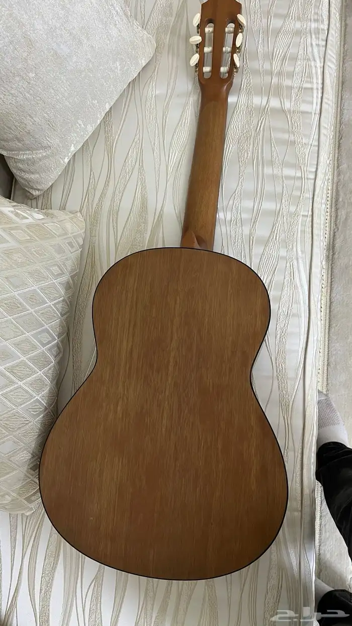 غيتار ياماها Yamaha 4