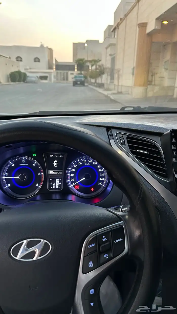 ازيرا جرانديور 2015 ديزل 9