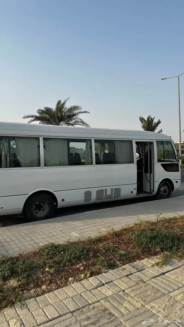 باص موستبيشي روزا 1
