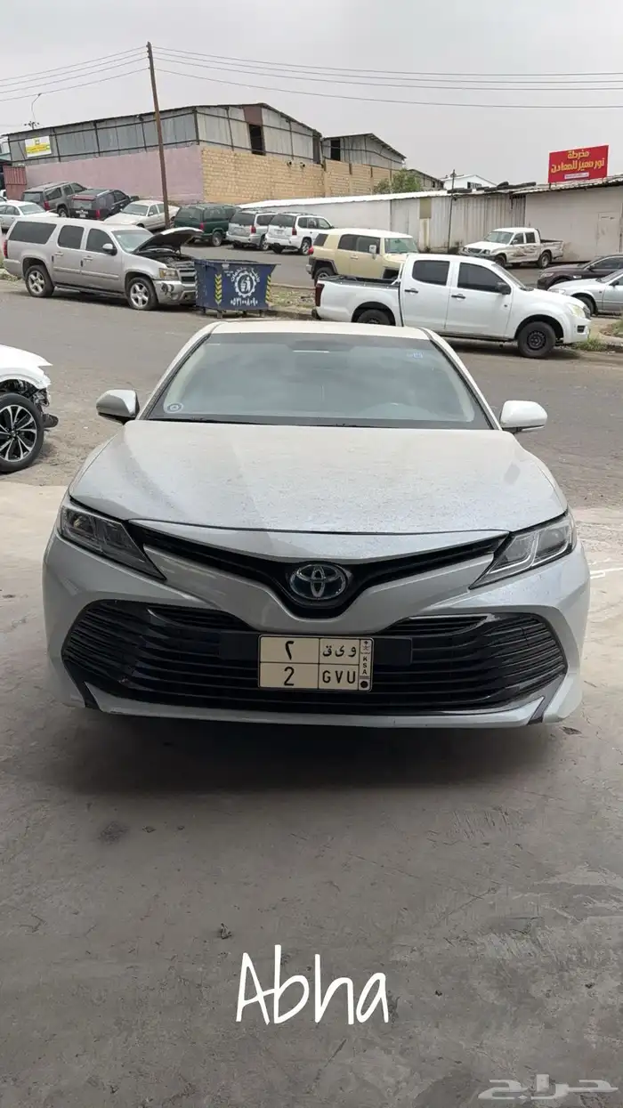للبيع كامري 19 هايبرد 5