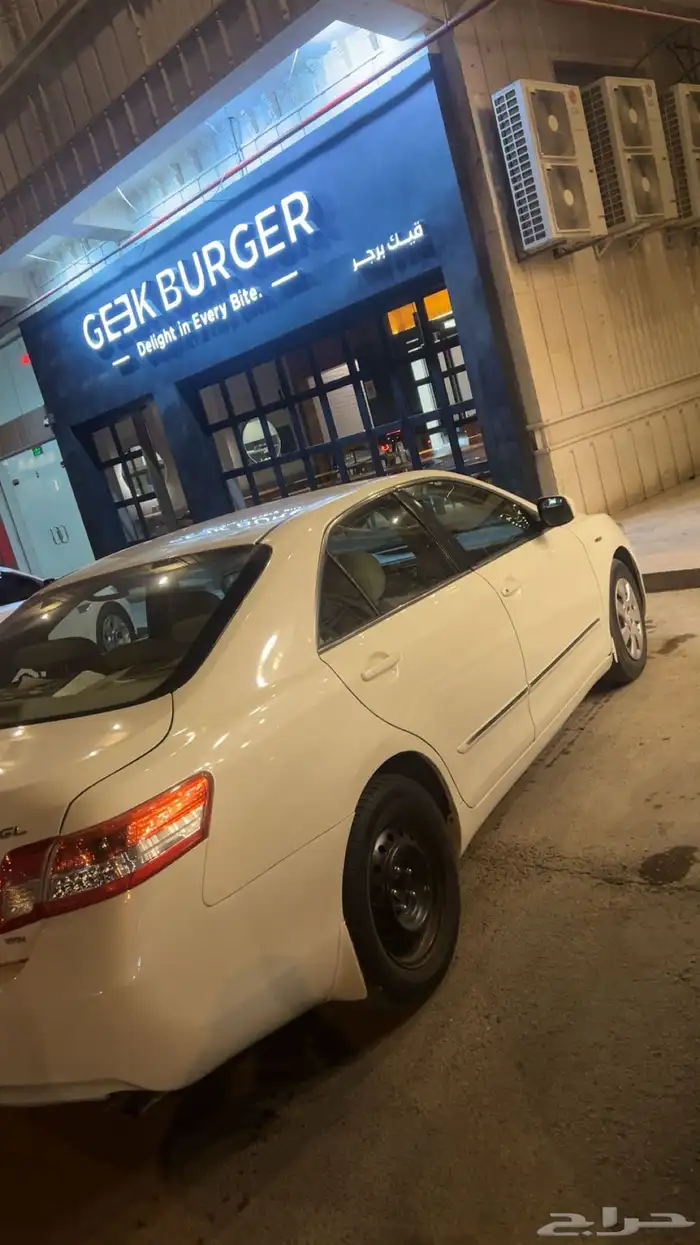 للبيع او بدل بسياره كورلا 20 1