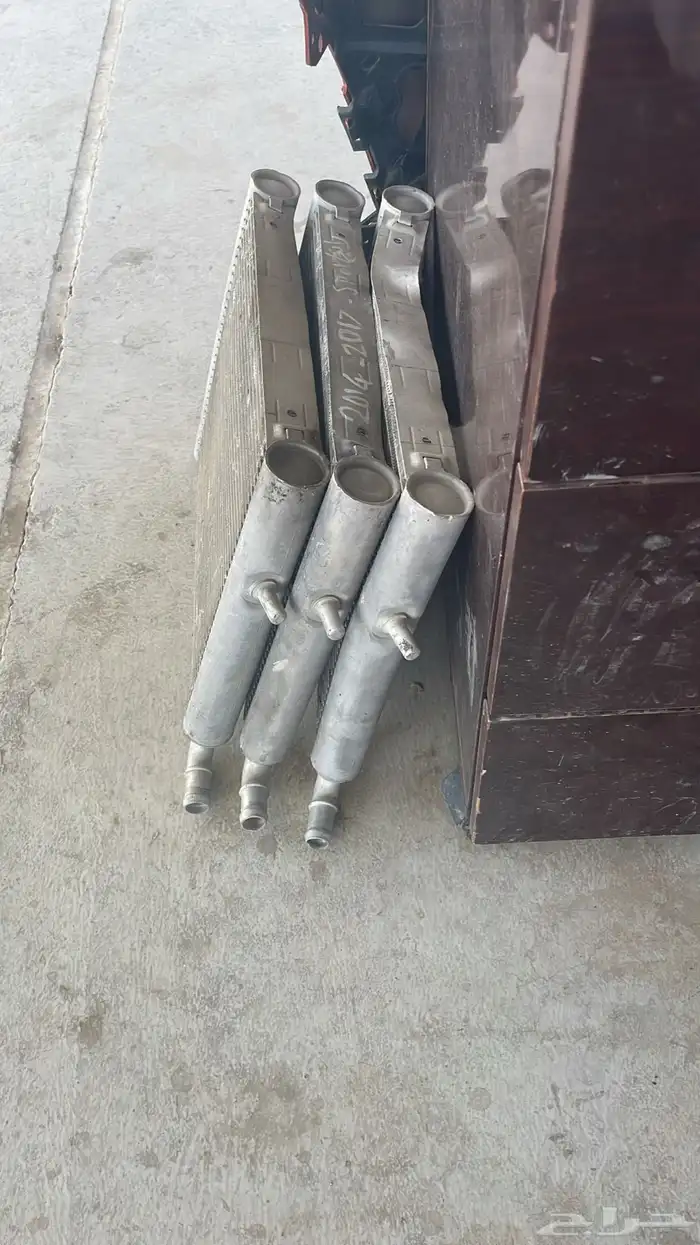 كبوت  رفرف صدام شمعة  رنج روفر ايفوك 16