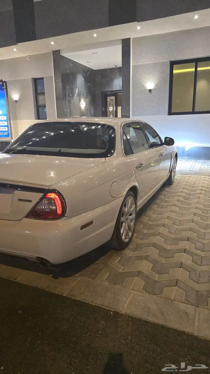 جاكوار اكس جيه 5