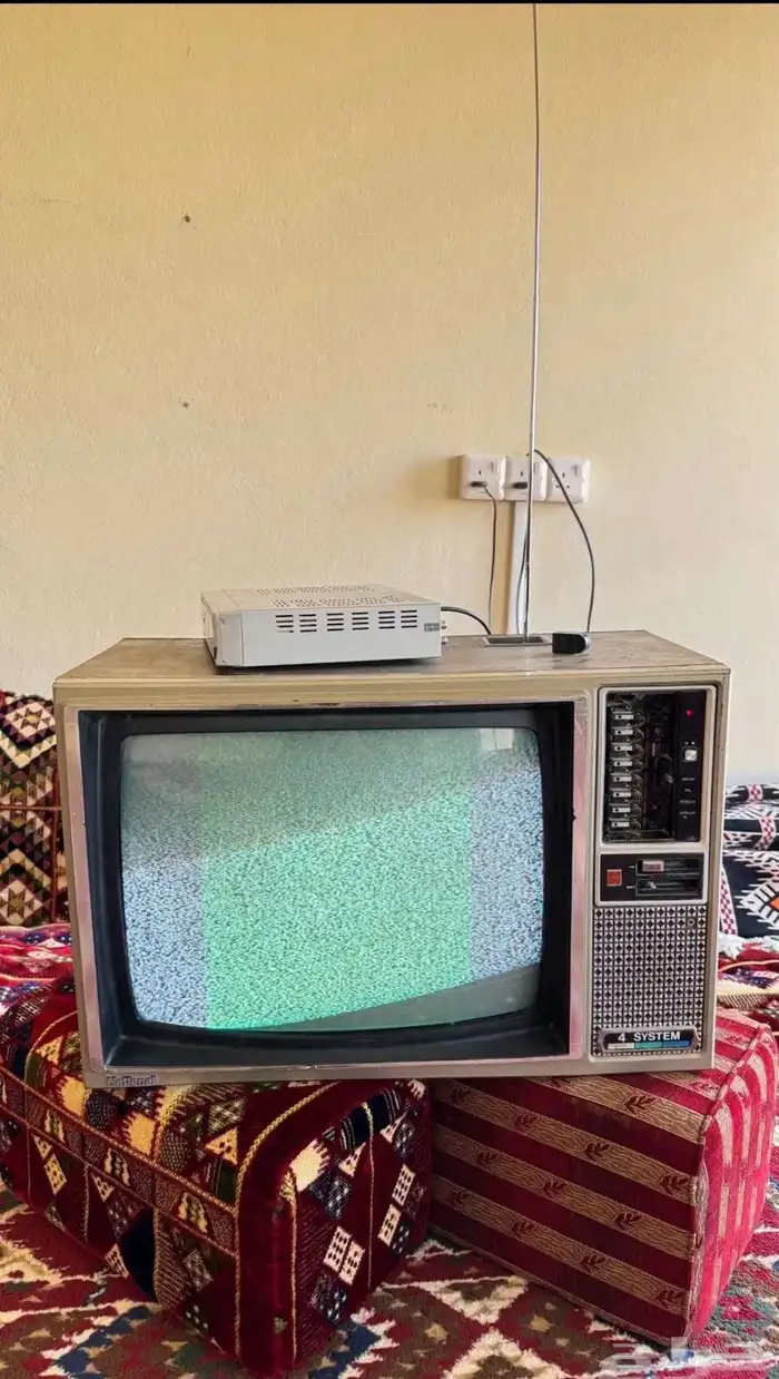 تلفزيونات قدميه 1