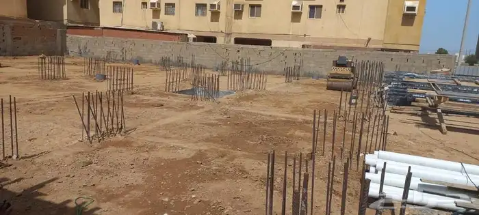 فلة للبيع حي الزمرد جده 2