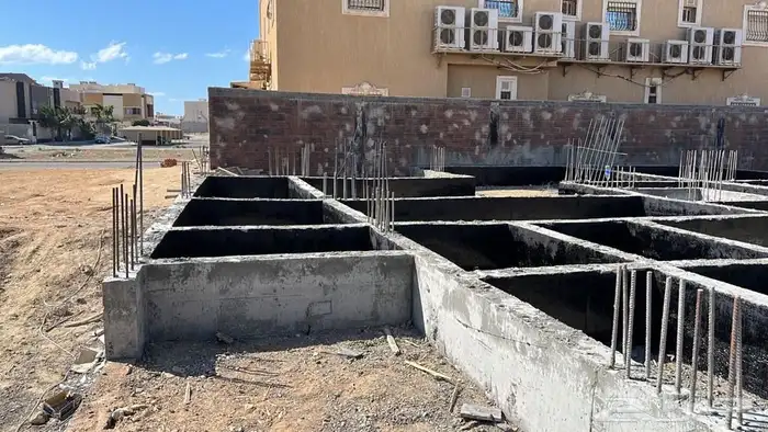 فلة للبيع حي الزمرد جده 5