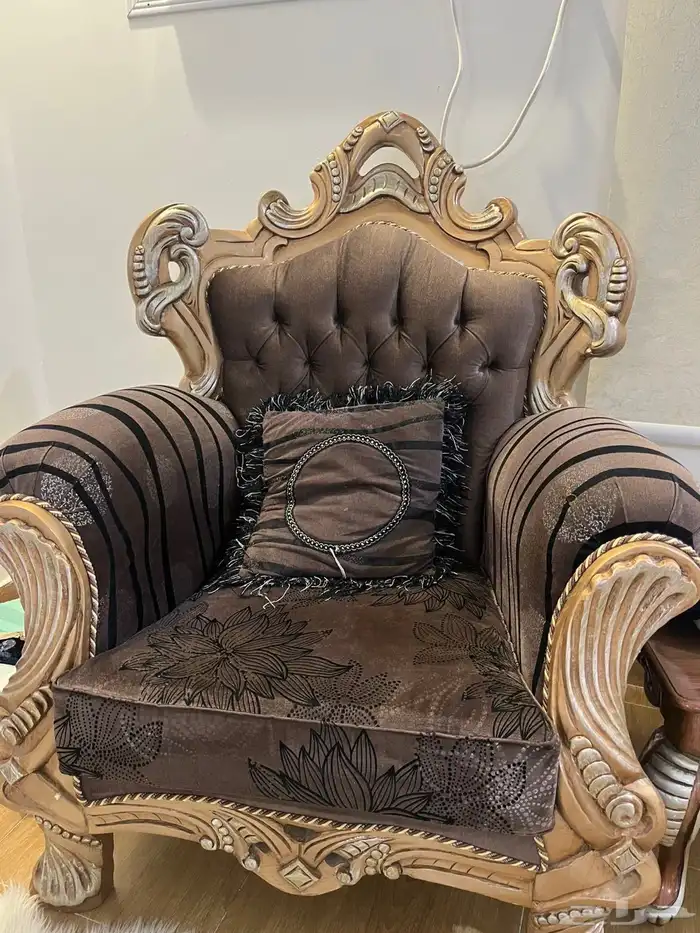 للبيع طقم كنب اخو الجديد 1
