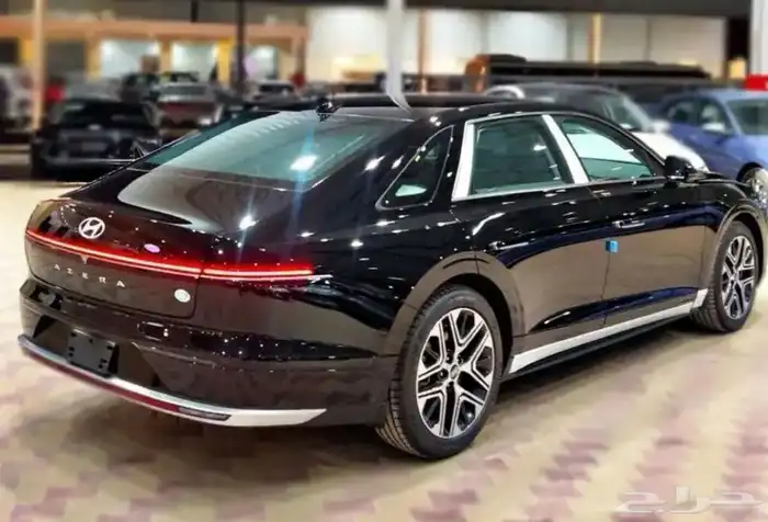 أزيرا بريميوم اسود 2025 3