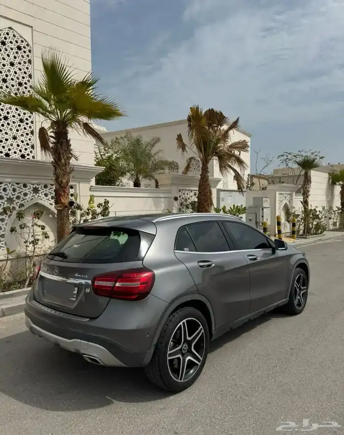 مرسيدس جيب GLA250 AMG kit 1