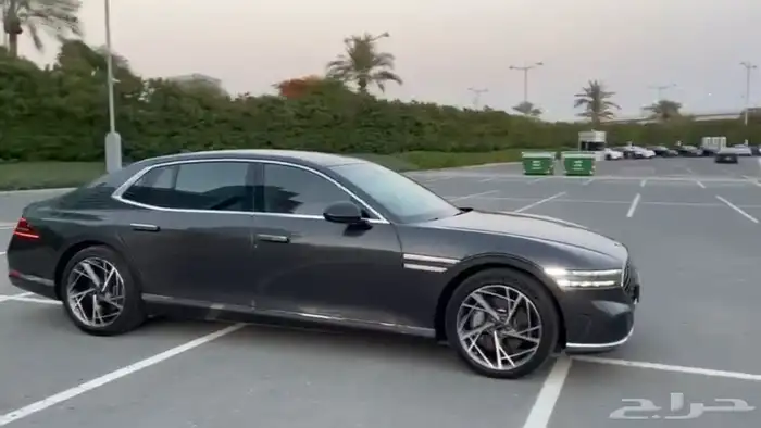 للبيع جينيسيس G90 موديل 2022 1