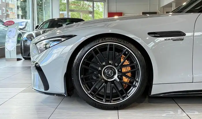 Mercedes-Benz SL 63 AMG 4MATIC  2022   Roadster 17