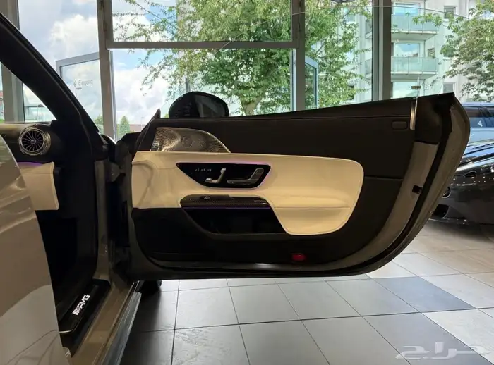 Mercedes-Benz SL 63 AMG 4MATIC  2022   Roadster 27