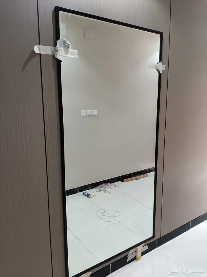 معرض زجاج وبراويز 11