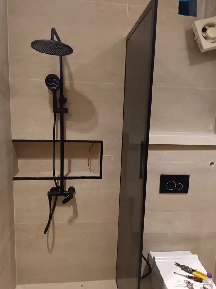 معرض زجاج وبراويز 9