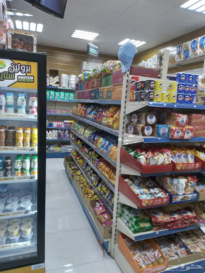بقاله للبيع مساحتها 110 9