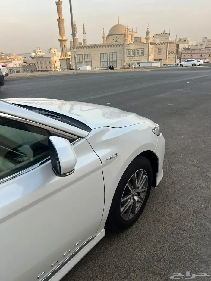 تويوتا كامري LE هايبرد 2020 3
