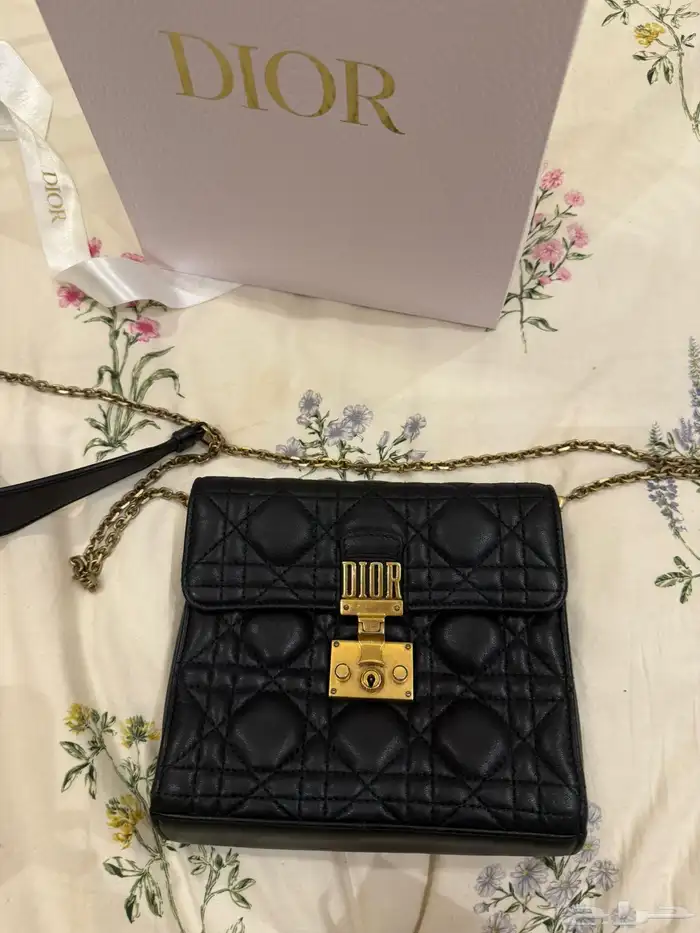 شنطة ديور اصلي 0