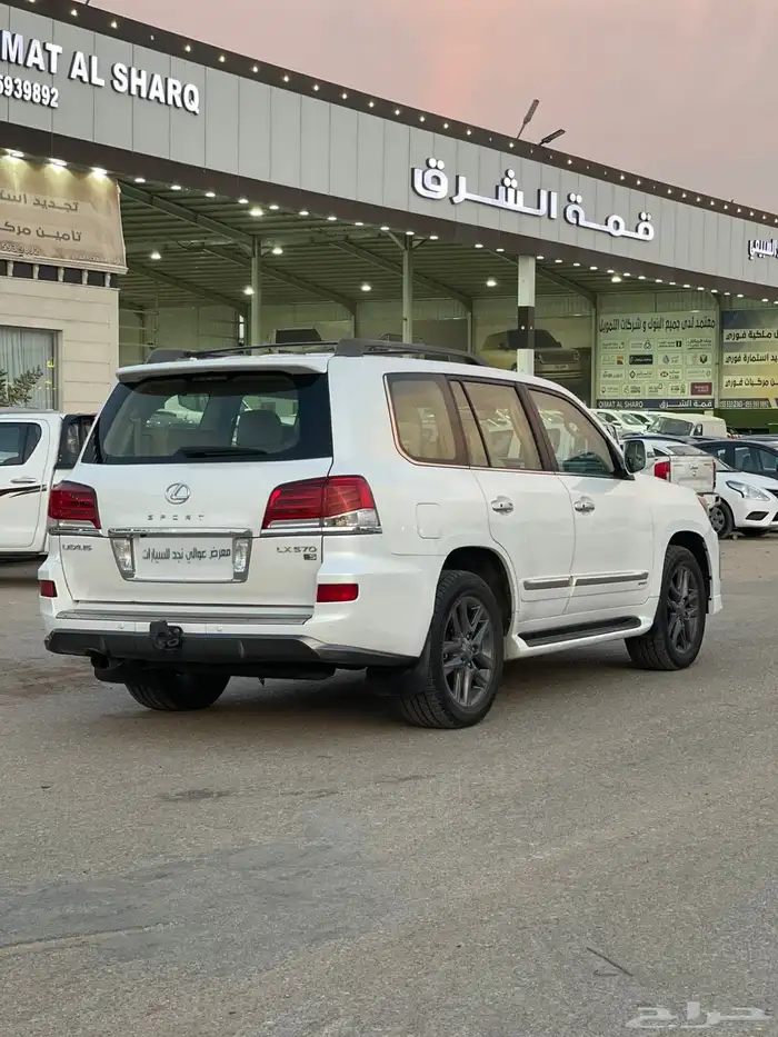 لكزس LX 570. 2015 4
