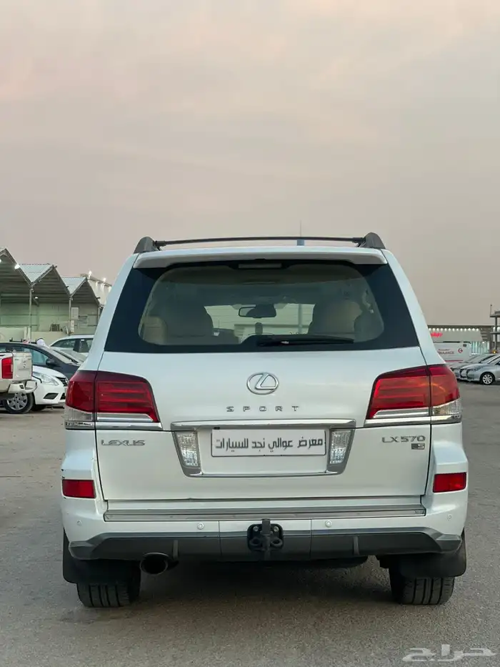 لكزس LX 570. 2015 6