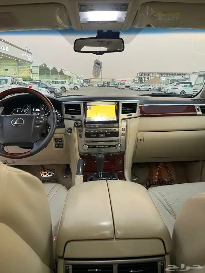 لكزس LX 570. 2015 7