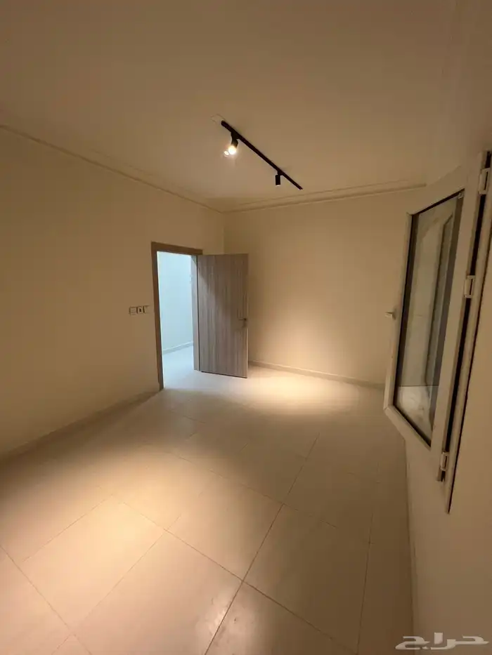 للإيجار فله حي المطار الايجار سنوي 52 الف شهري 5000 9