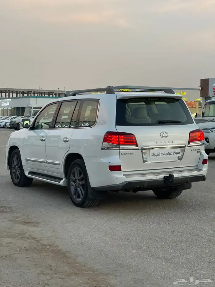 لكزس LX 570. 2015 5