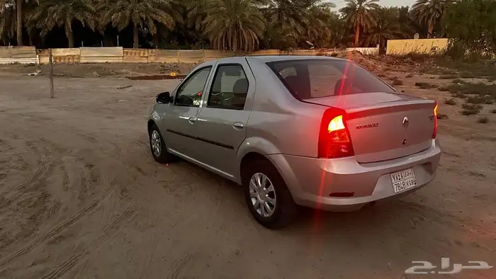 رينو لاغونا 2012 2
