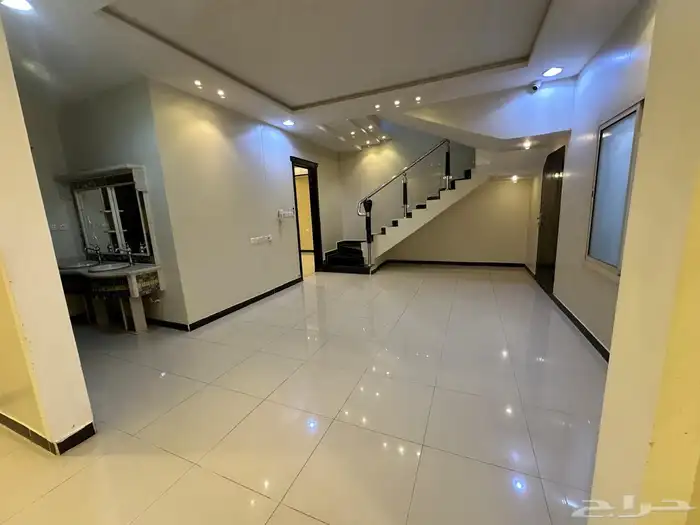 فيلا لإيجار 4