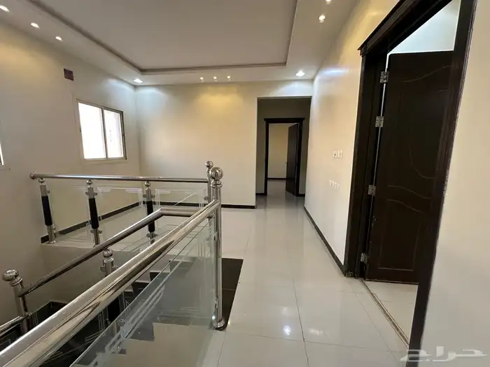فيلا لإيجار 11
