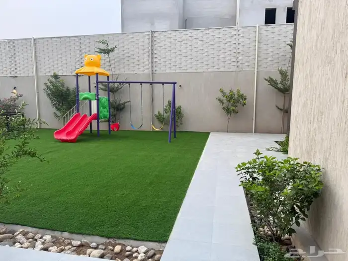 استراحه جديدة للبيع جيزان مخطط الانوار كبري الخط الدولي بصك 9