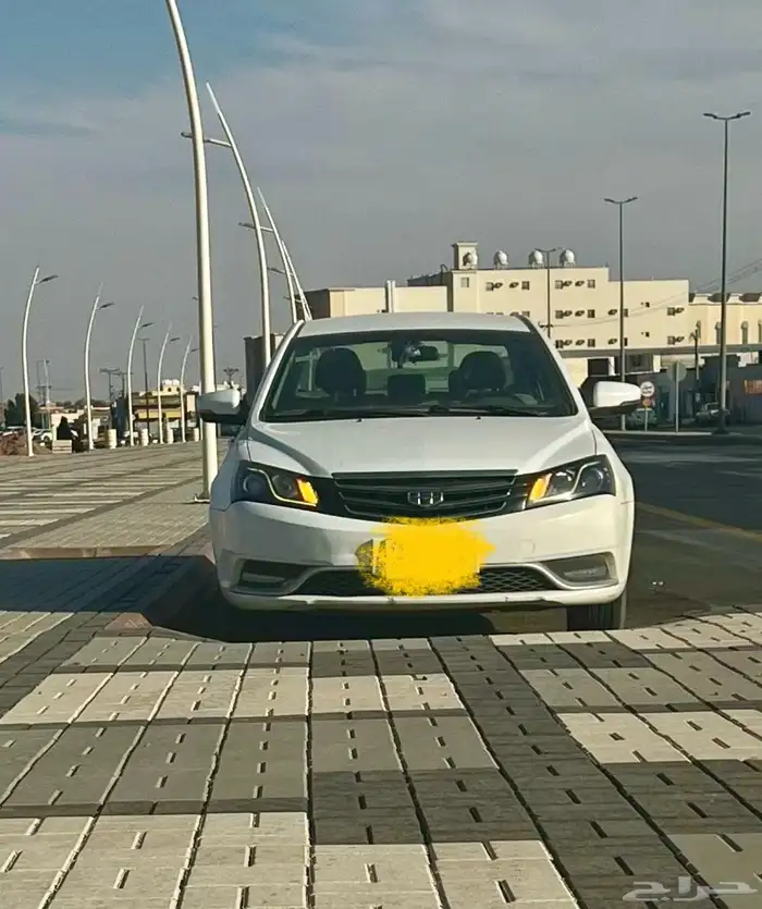 جلي 7 لبيع تشليح بس قير مخبط باقي سليم 0