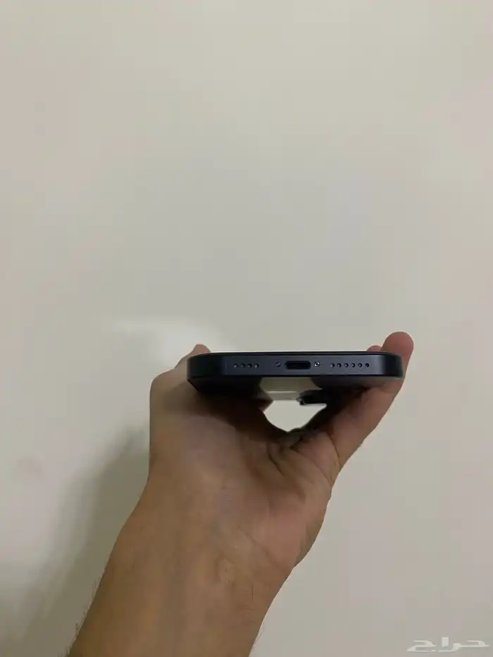 (تم البيع) ايفون 11 مرهم 16 اسود 128 قيقا 3